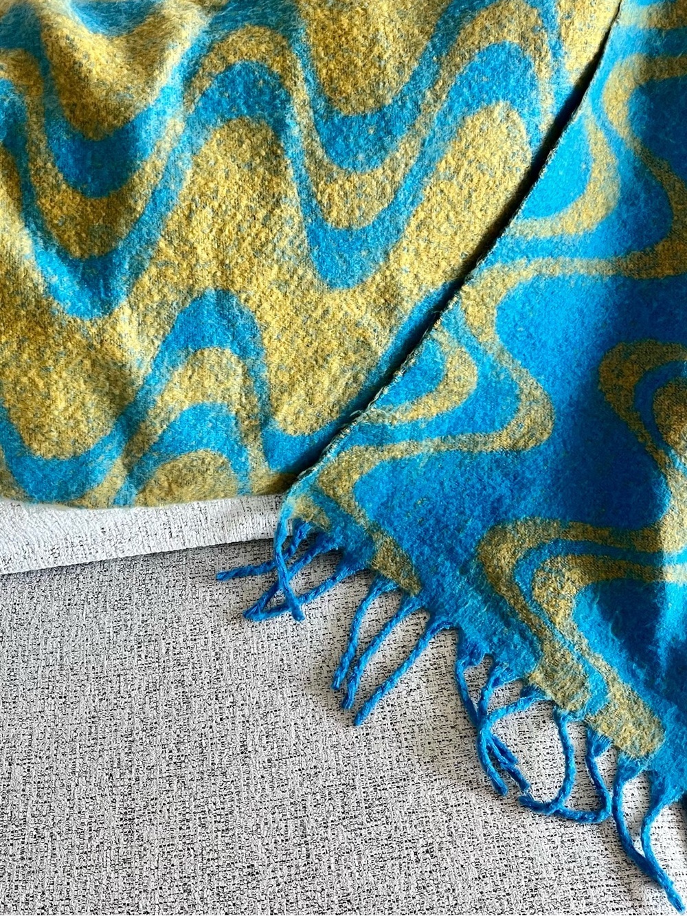 Urban Outfitters Blue and Mustard Wave Oversized Fringe Scarf - Picture 3 of 6